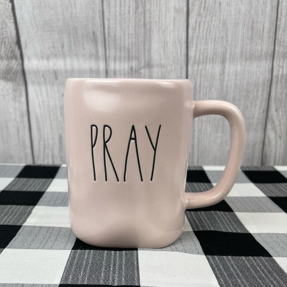 Rae Dunn Mug - PRAY - Picture 1 of 2